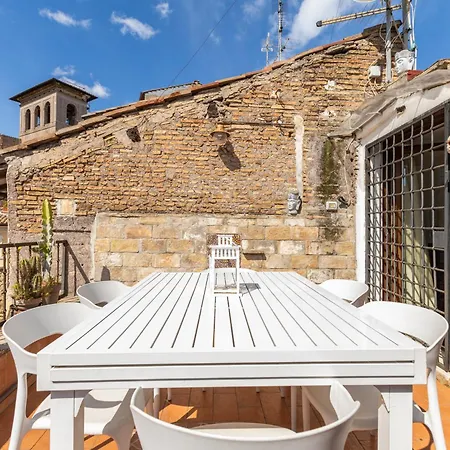 Navona Historic Lovely Terrace Apartment *